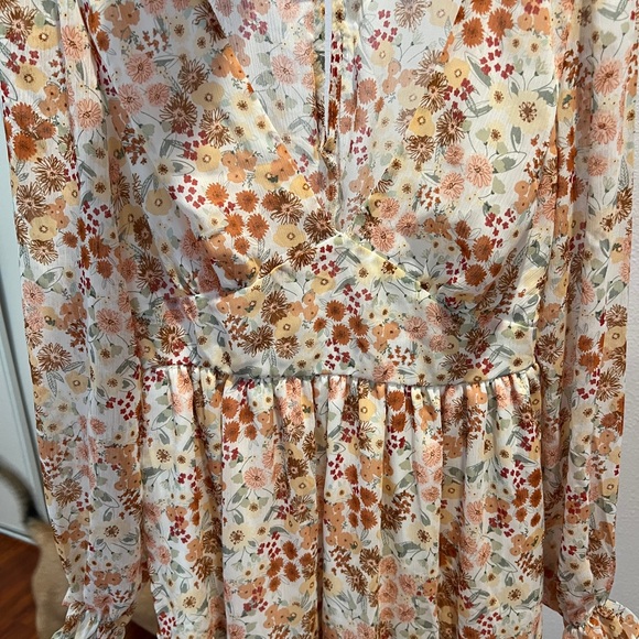 Floral Dress,M size - Picture 3 of 5